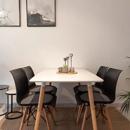 Relax In A Cosy With A Seaview