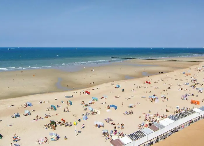 Relax In A Cosy With A Seaview Apartament